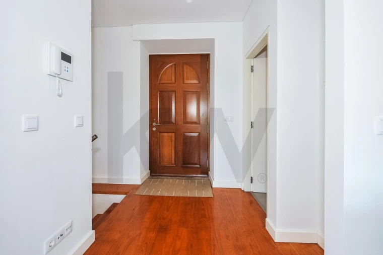 Moradia T3 para Venda em São João das Lampas e Terrugem Foto 2