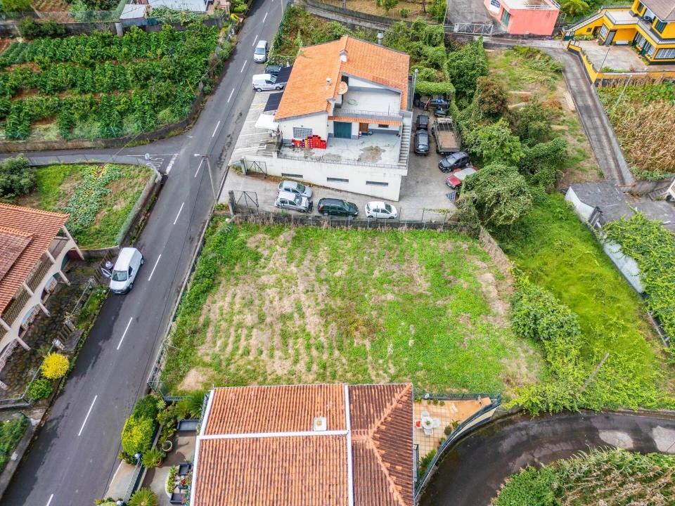 Terreno para Venda em São Roque do Faial Foto 6