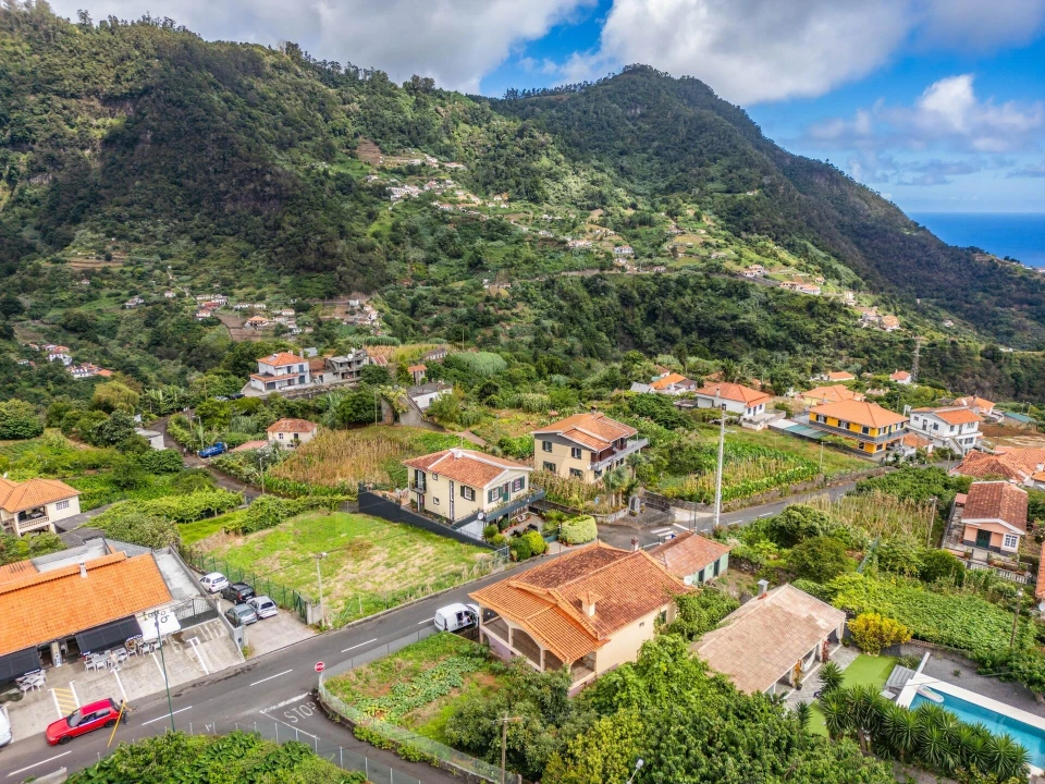 Terreno para Venda em São Roque do Faial Foto 13