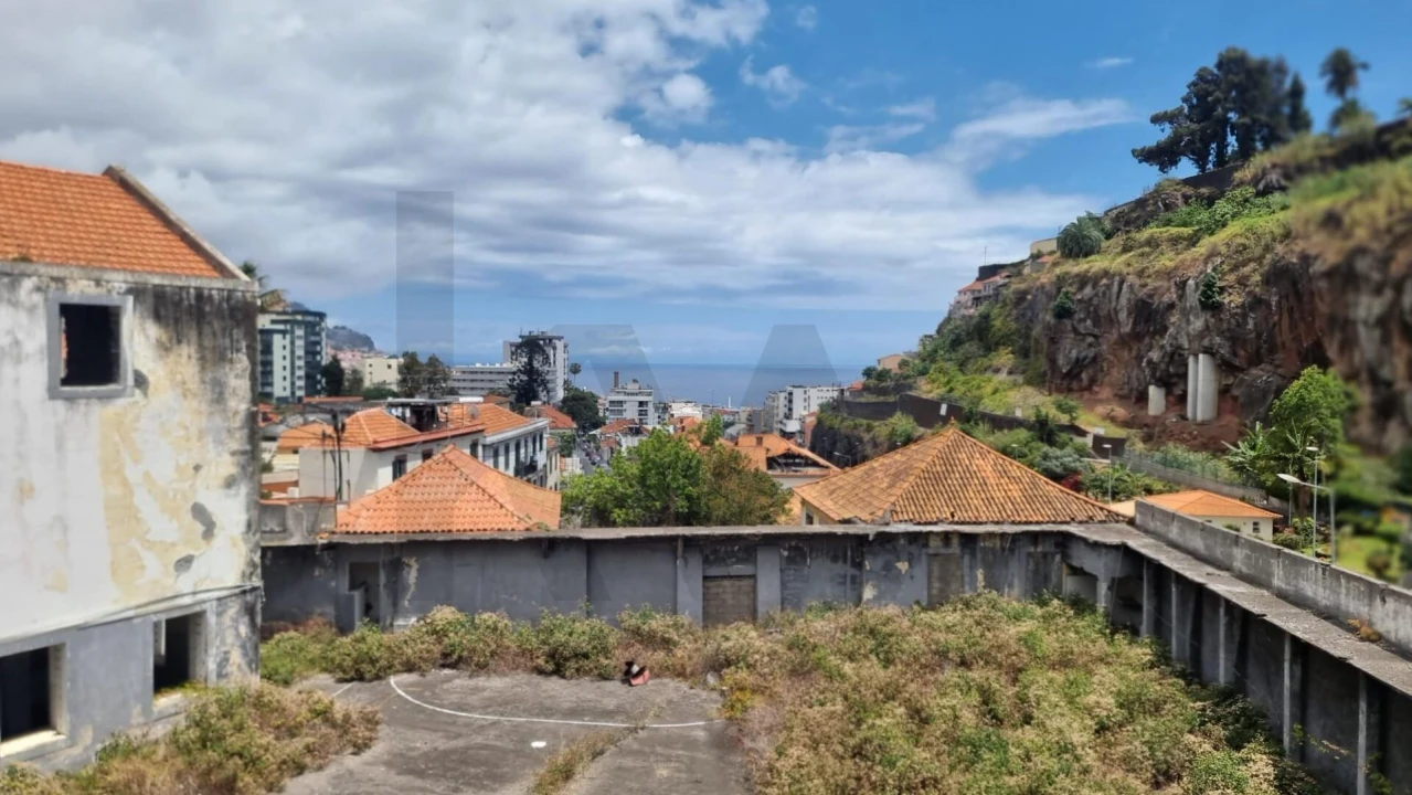 Prédio para Venda em Funchal (São Pedro) Foto 4