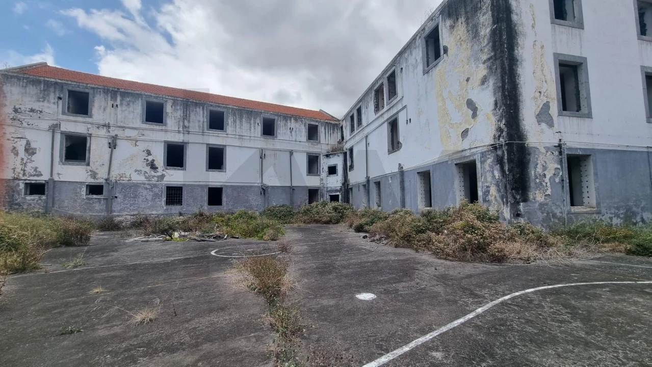 Prédio para Venda em Funchal (São Pedro) Foto 9