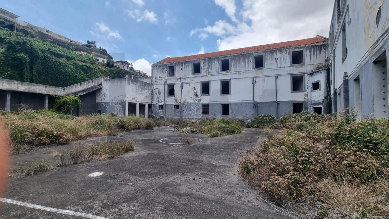 Prédio para Venda em Funchal (São Pedro) Foto 10