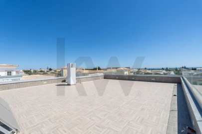 Moradia T3 para Venda em Albufeira e Olhos de Água