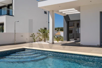 Moradia T3 para Venda em Albufeira e Olhos de Água