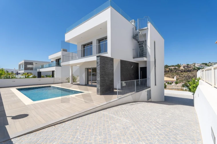 Moradia T3 para Venda em Albufeira e Olhos de Água Foto 2