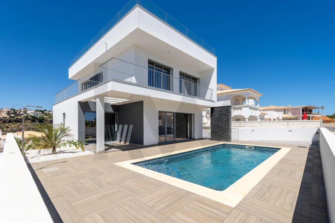 Moradia T3 para Venda em Albufeira e Olhos de Água Foto 1