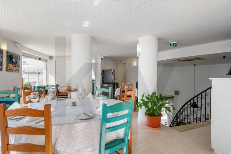 Loja para Venda em Lagoa e Carvoeiro Foto 11