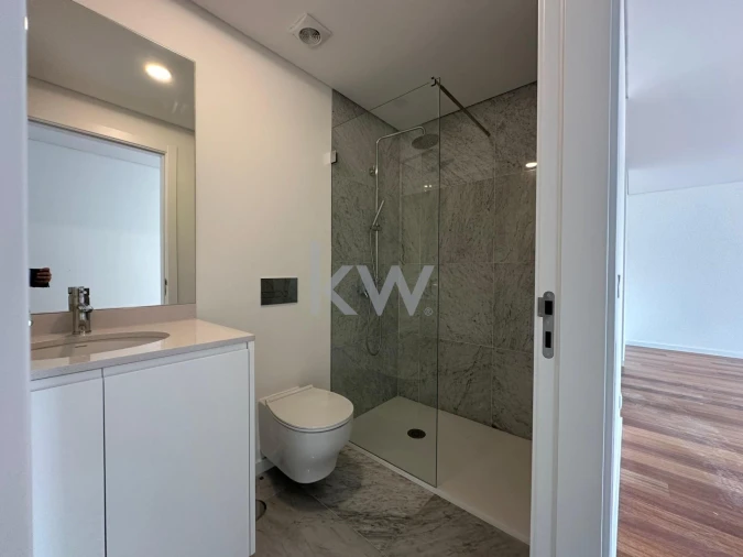 Apartamento T2 para Arrendamento em Estrela Foto 2