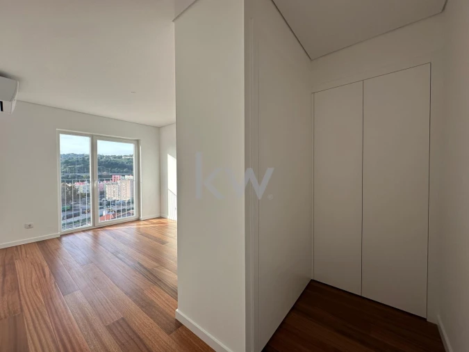 Apartamento T2 para Arrendamento em Estrela Foto 3