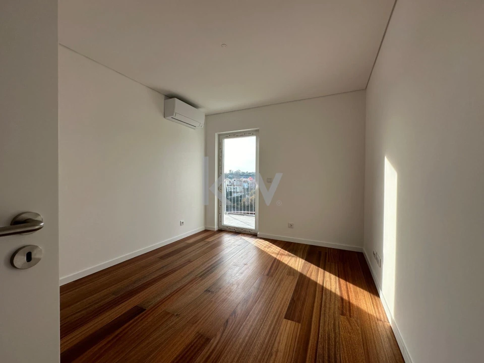 Apartamento T2 para Arrendamento em Estrela Foto 4