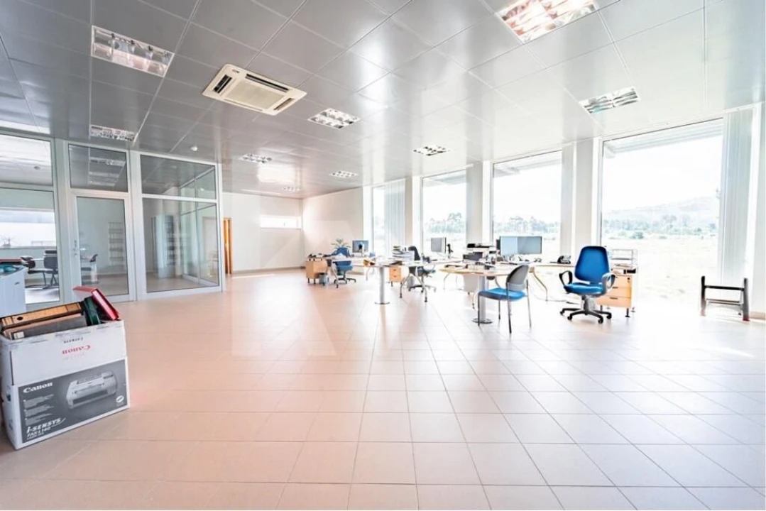 Armazém para Venda em Arrimal e Mendiga Foto 19