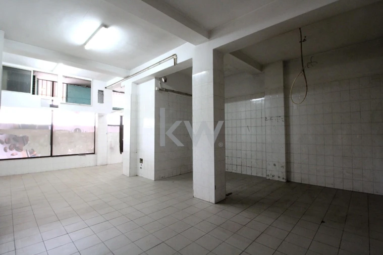 Loja para Venda em Santo Antonio dos Olivais Foto 2