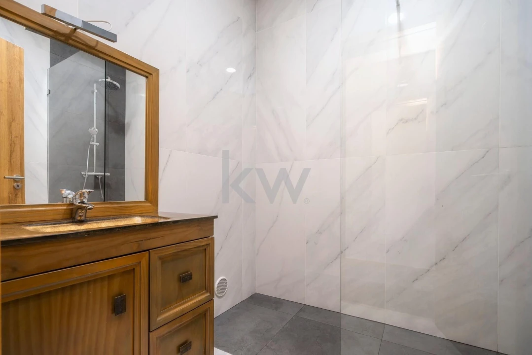 Apartamento T1 para Venda em Albufeira e Olhos de Água Foto 27