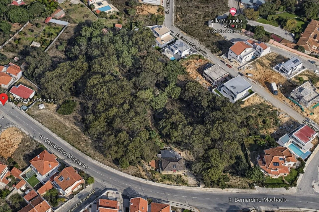 Terreno para Venda em Charneca de Caparica e Sobreda Foto 1