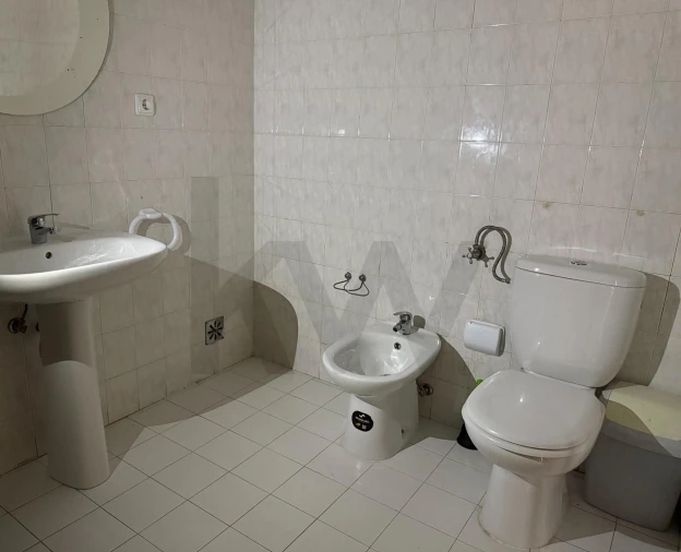 Apartamento T1 para Arrendamento em Santo Antonio dos Olivais Foto 19