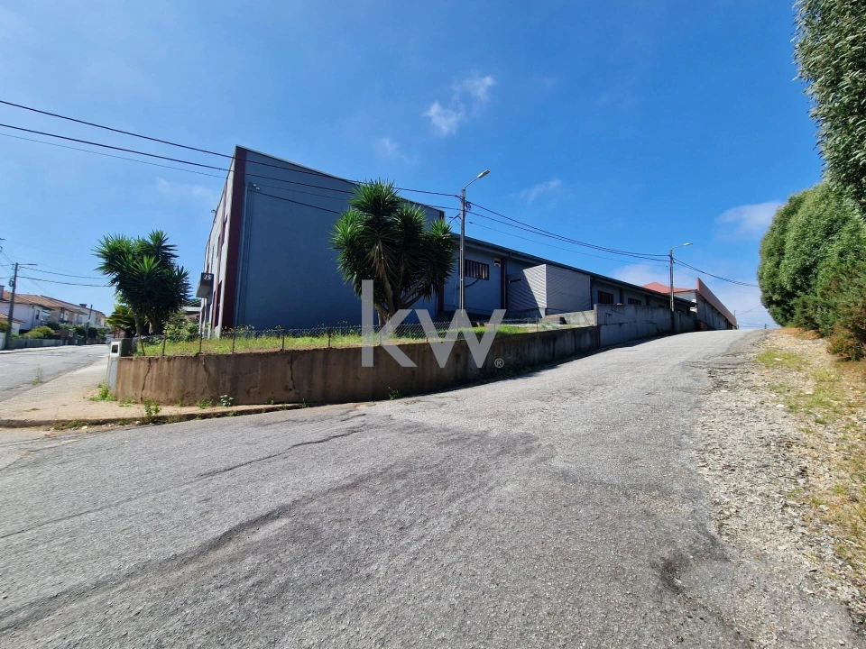 Armazém para Venda em Arrifana Foto 5