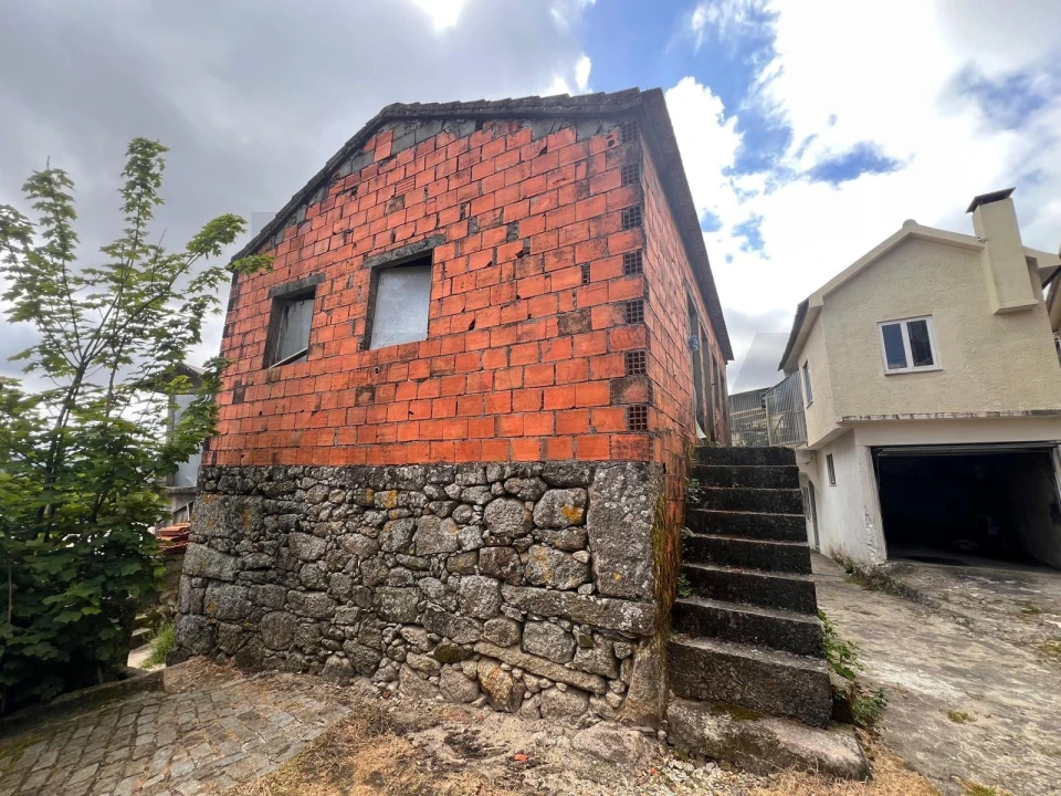 Moradia T2 para Venda em Junqueira Foto 12