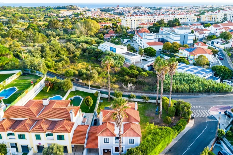Moradia T4 para Venda em Alcabideche Foto 46