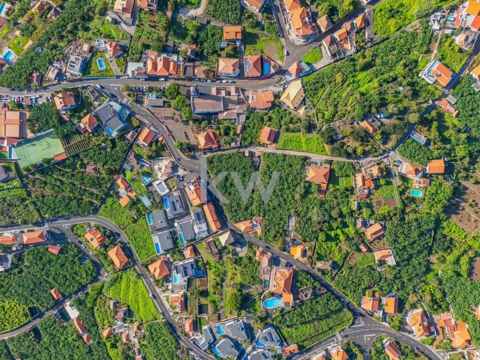 Terreno para Venda em Arco da Calheta Foto 5