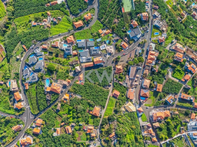 Terreno para Venda em Arco da Calheta Foto 4