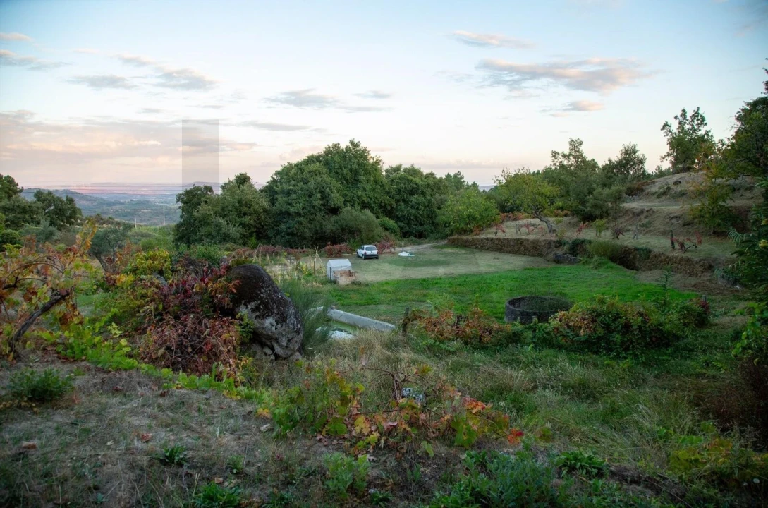 Terreno para Venda em Orjais Foto 3
