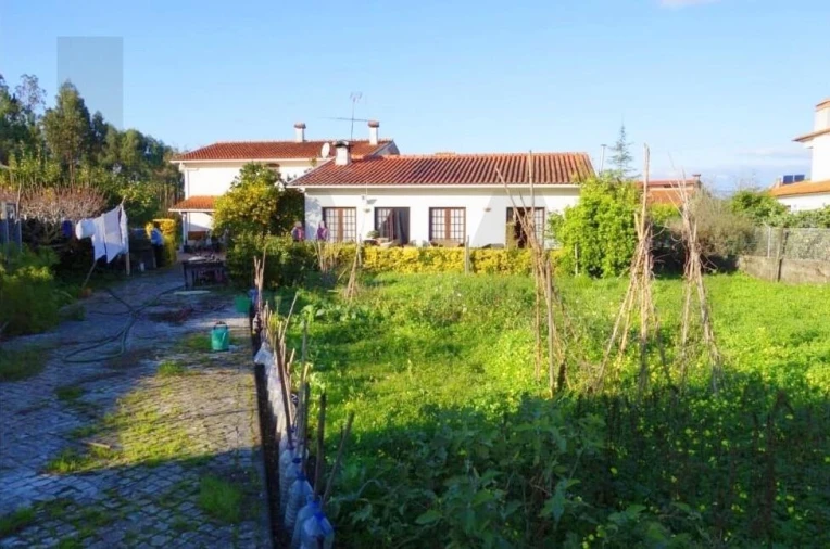 Moradia T5 para Venda em São Lourenço do Bairro Foto 2