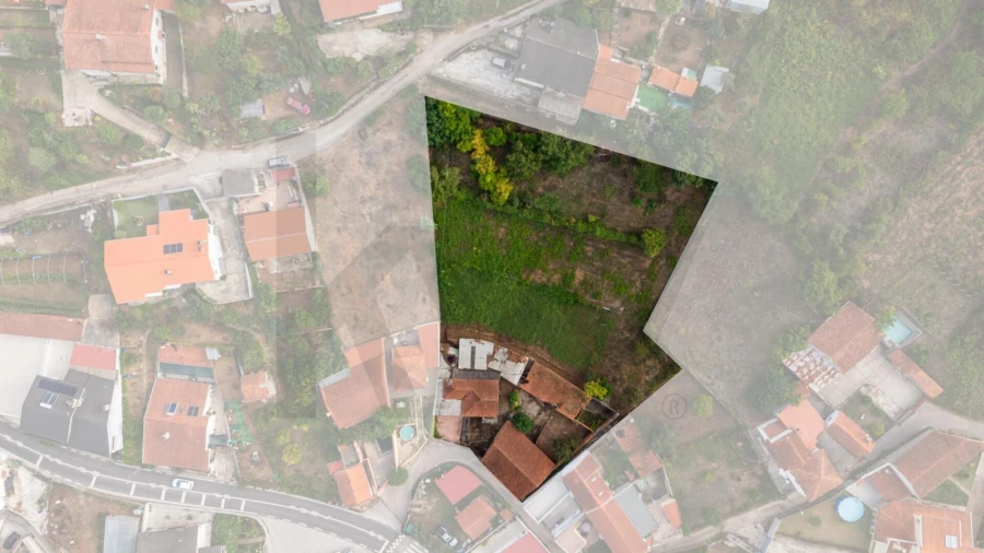 Moradia T2 para Venda em Semide e Rio Vide Foto 11