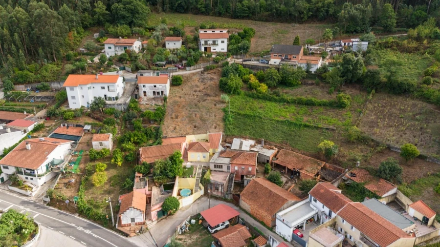 Moradia T2 para Venda em Semide e Rio Vide Foto 13