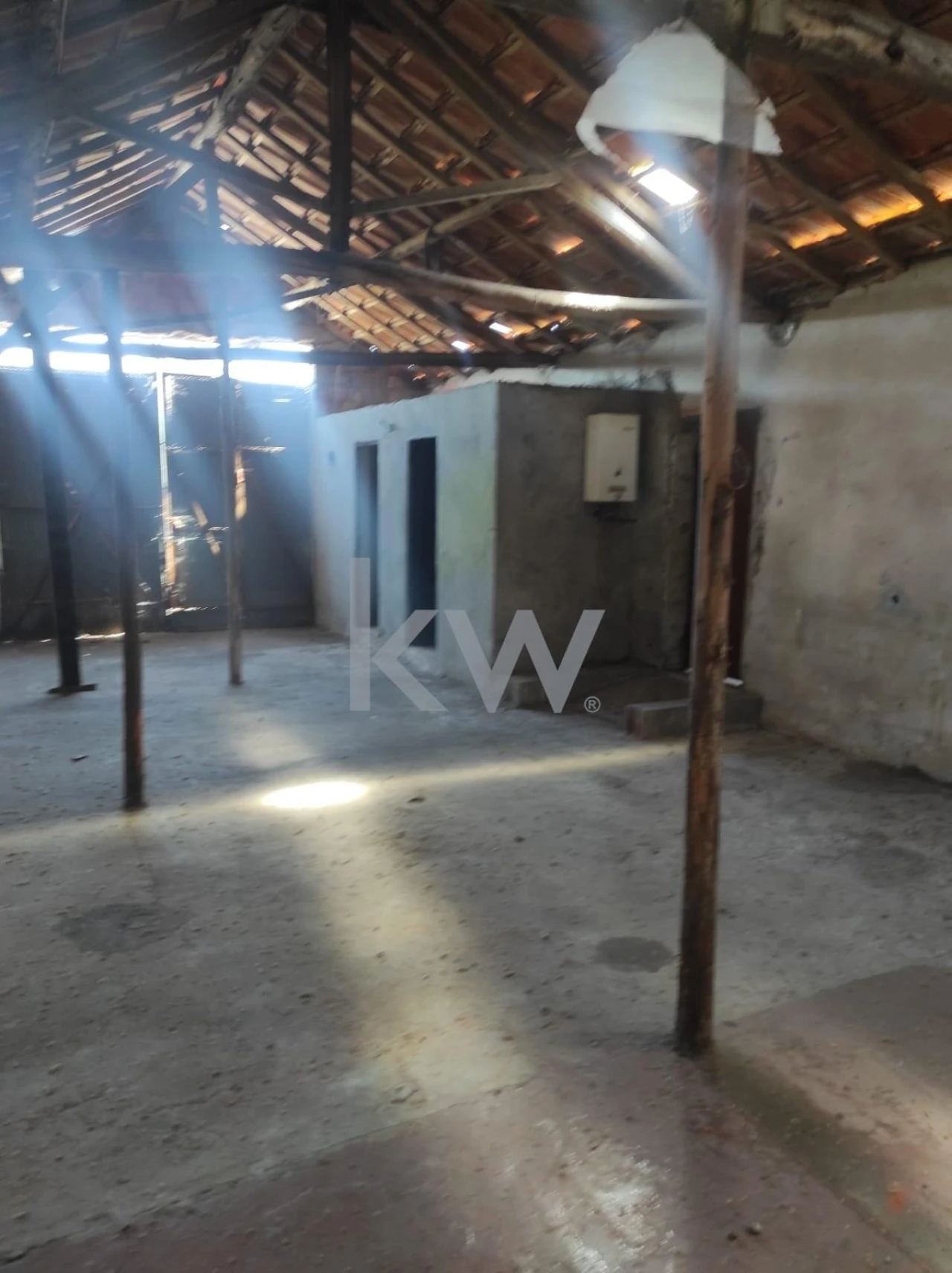 Armazém para Venda em Tocha Foto 1