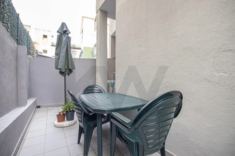 Apartamento T1 para Venda em Alfragide Foto 19