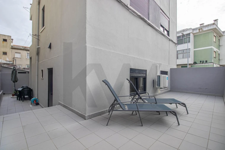 Apartamento T1 para Venda em Alfragide Foto 15