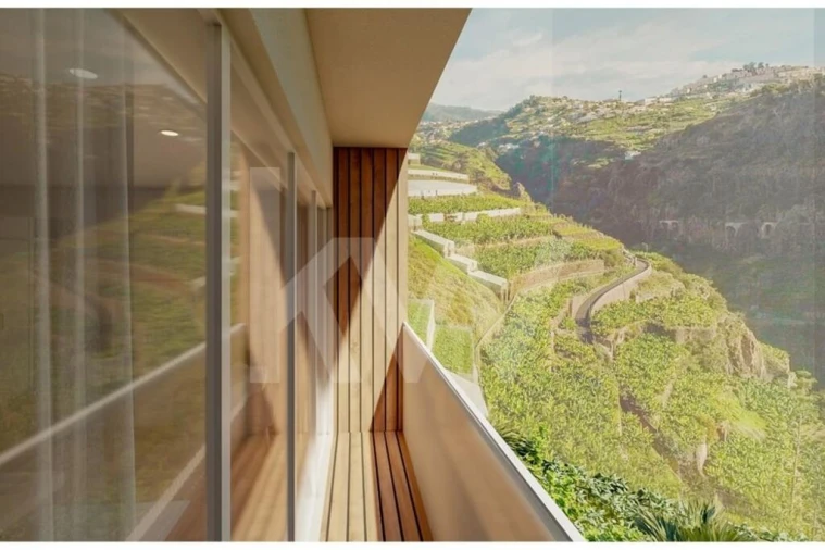 Moradia T3 para Venda em Camara de Lobos Foto 3