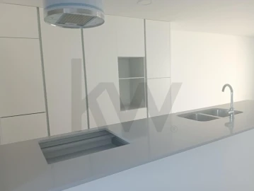Moradia T5 para Venda em Corroios