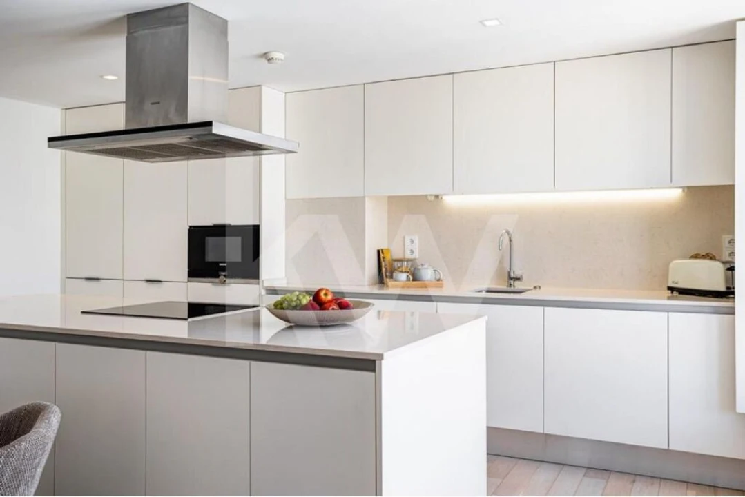 Apartamento T1 para Venda em Santo António Foto 10