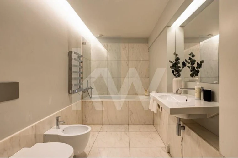 Apartamento T1 para Venda em Santo António Foto 5
