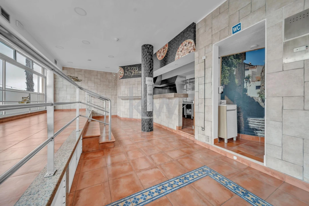 Negócio para Venda em Caniço Foto 27