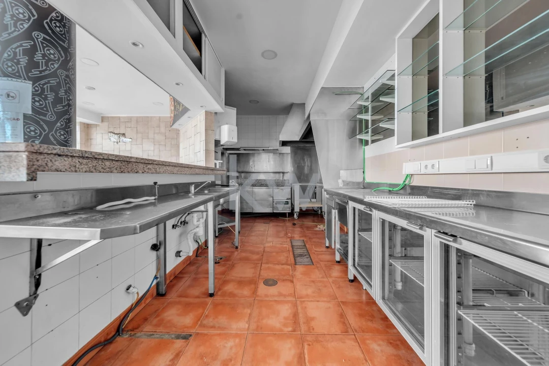 Negócio para Venda em Caniço Foto 22