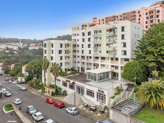 Negócio para Venda em Caniço Foto 4