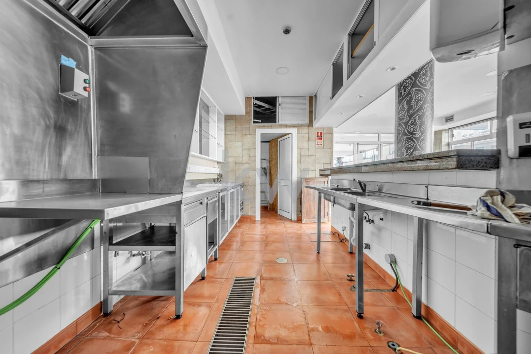 Negócio para Venda em Caniço Foto 24