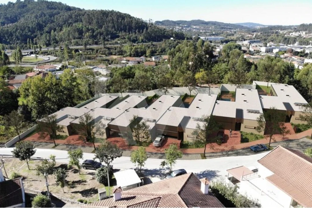 Moradia T4 para Venda em Celeirós, Aveleda e Vimieiro Foto 6