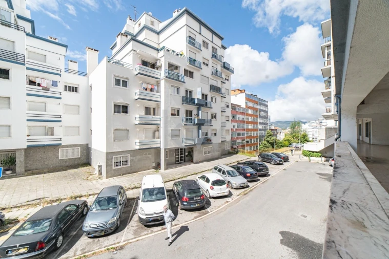 Loja para Venda em Rio de Mouro Foto 11