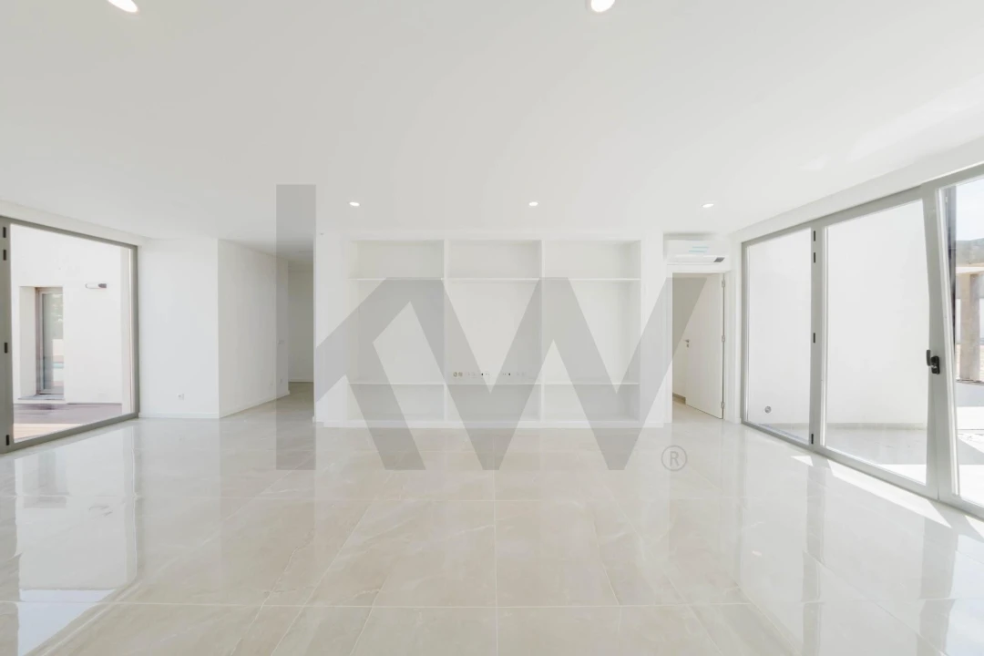 Moradia T4 para Venda em Ribamar Foto 13