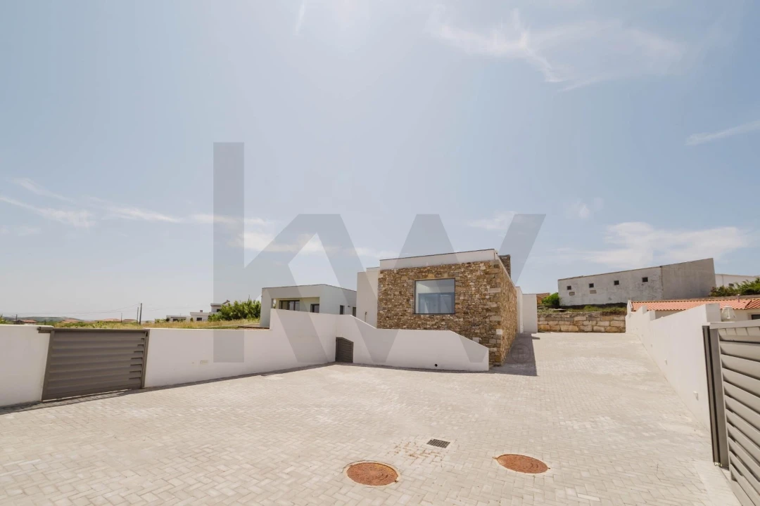 Moradia T4 para Venda em Ribamar Foto 28