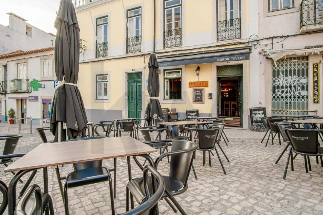 Loja para Trespasse em Almada, Cova da Piedade, Pragal e Cacilhas Foto 22