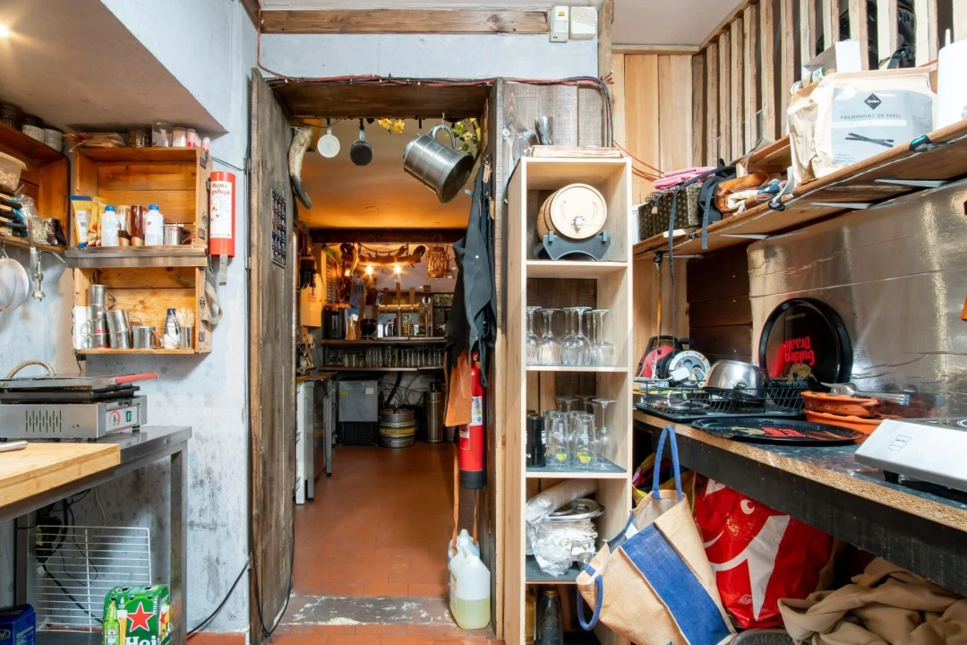 Loja para Trespasse em Almada, Cova da Piedade, Pragal e Cacilhas Foto 14