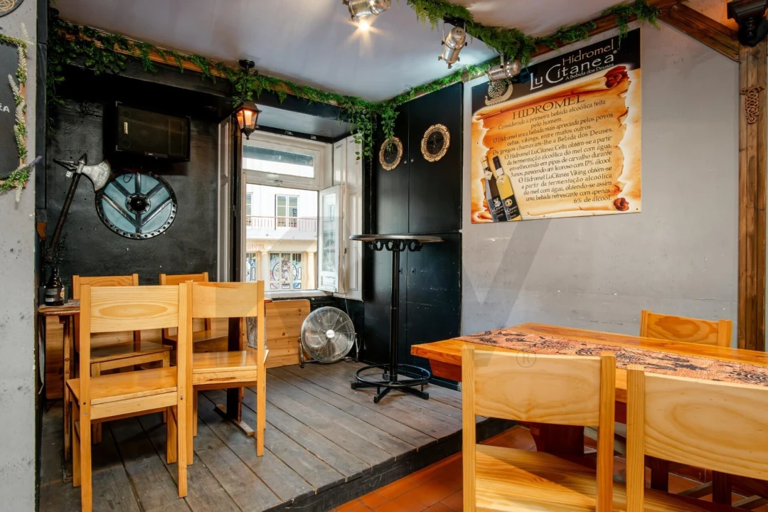 Loja para Trespasse em Almada, Cova da Piedade, Pragal e Cacilhas Foto 3