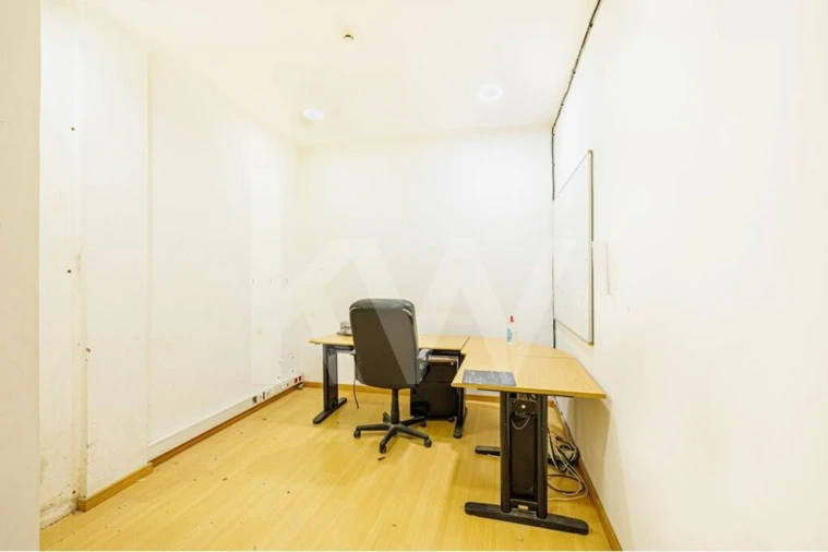 Negócio para Venda em Algueirão-Mem Martins Foto 8