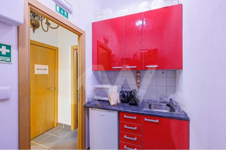 Negócio para Venda em Algueirão-Mem Martins Foto 9