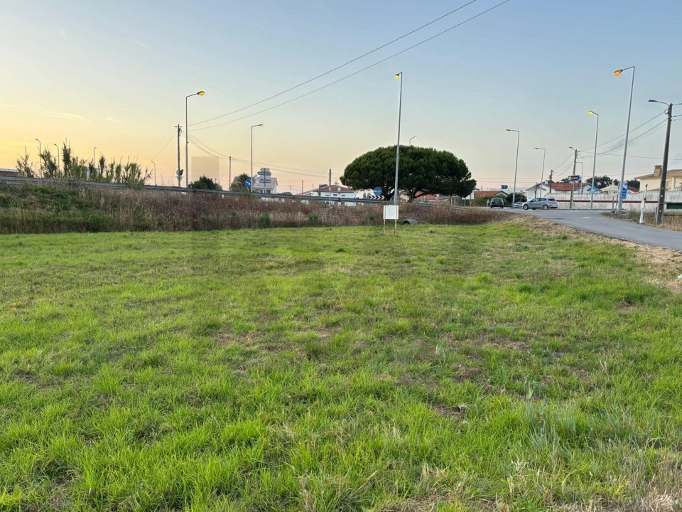Terreno para Venda em Gafanha da Nazaré Foto 4