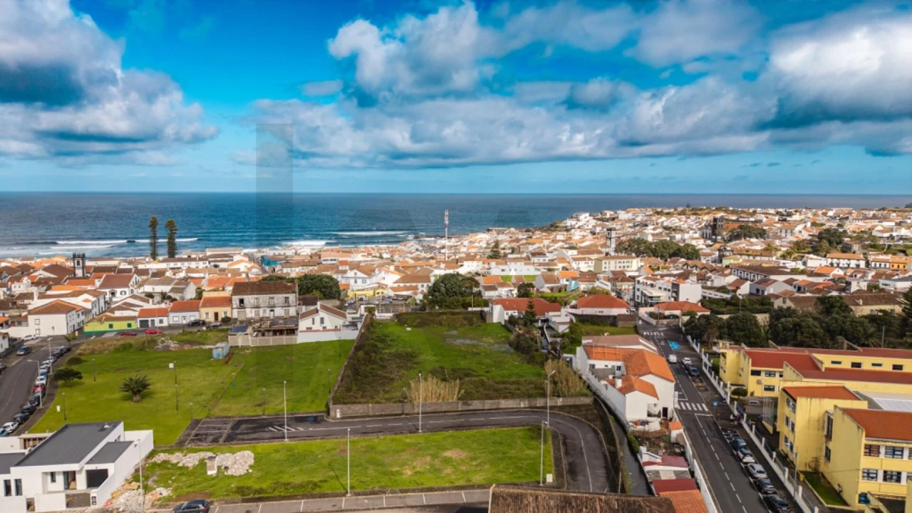 Terreno para Venda em Ribeira Grande (Matriz) Foto 10